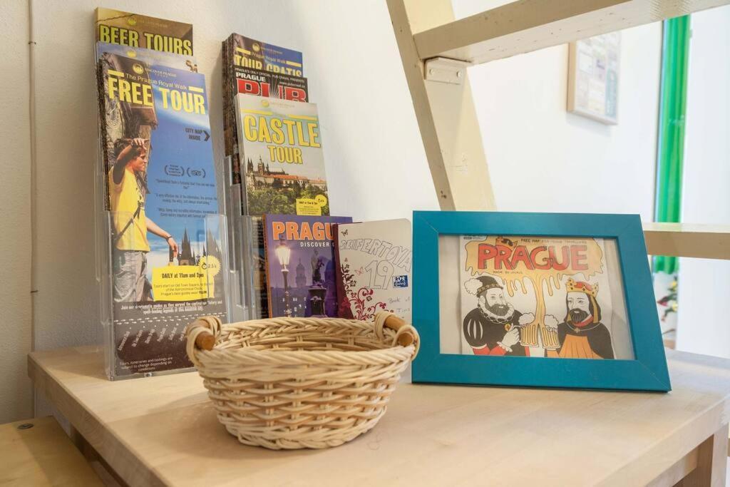 Fun + Easy In The Center Of Prague! Appartement Buitenkant foto