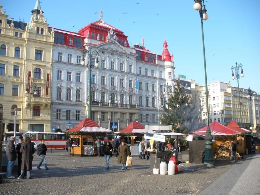 Fun + Easy In The Center Of Prague! Appartement Buitenkant foto